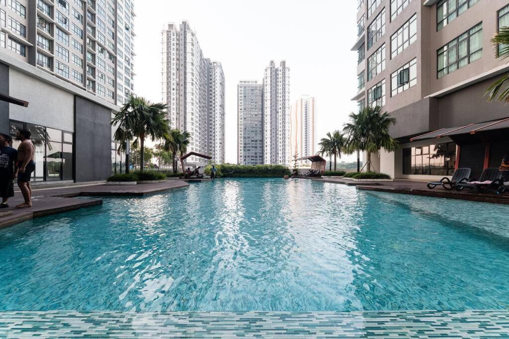 Conezion Residence Putrajaya 3Br6Pax Ioi City Mall Екстериор снимка