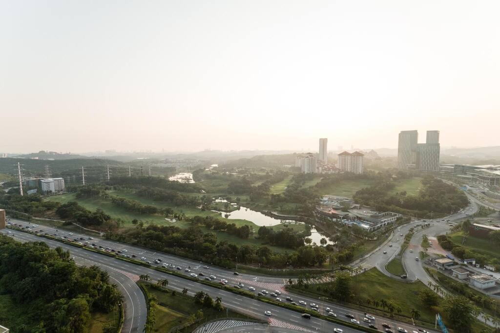 Conezion Residence Putrajaya 3Br6Pax Ioi City Mall Екстериор снимка
