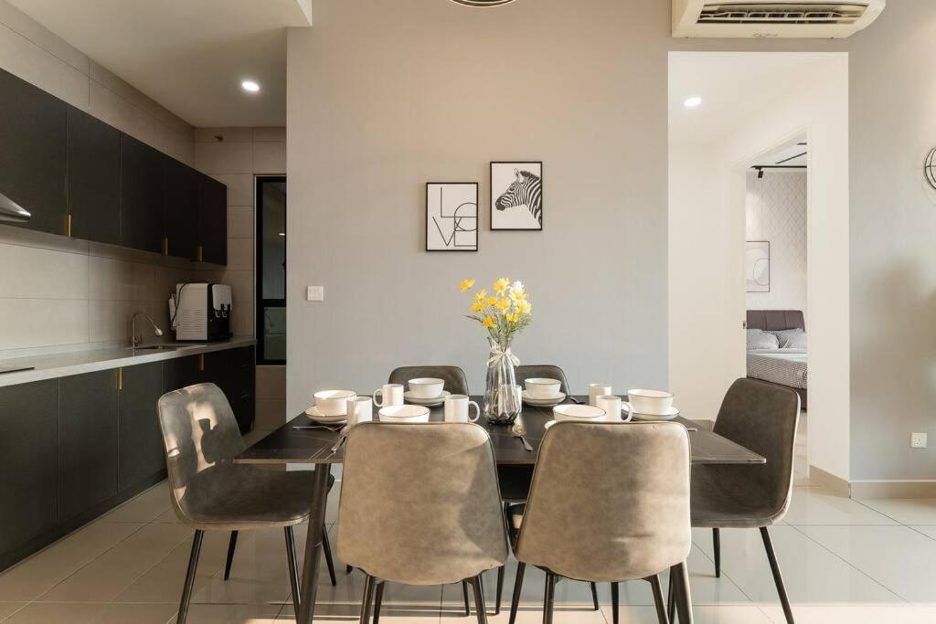 Conezion Residence Putrajaya 3Br6Pax Ioi City Mall Екстериор снимка