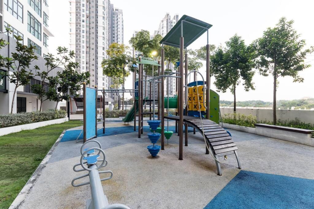 Conezion Residence Putrajaya 3Br6Pax Ioi City Mall Екстериор снимка