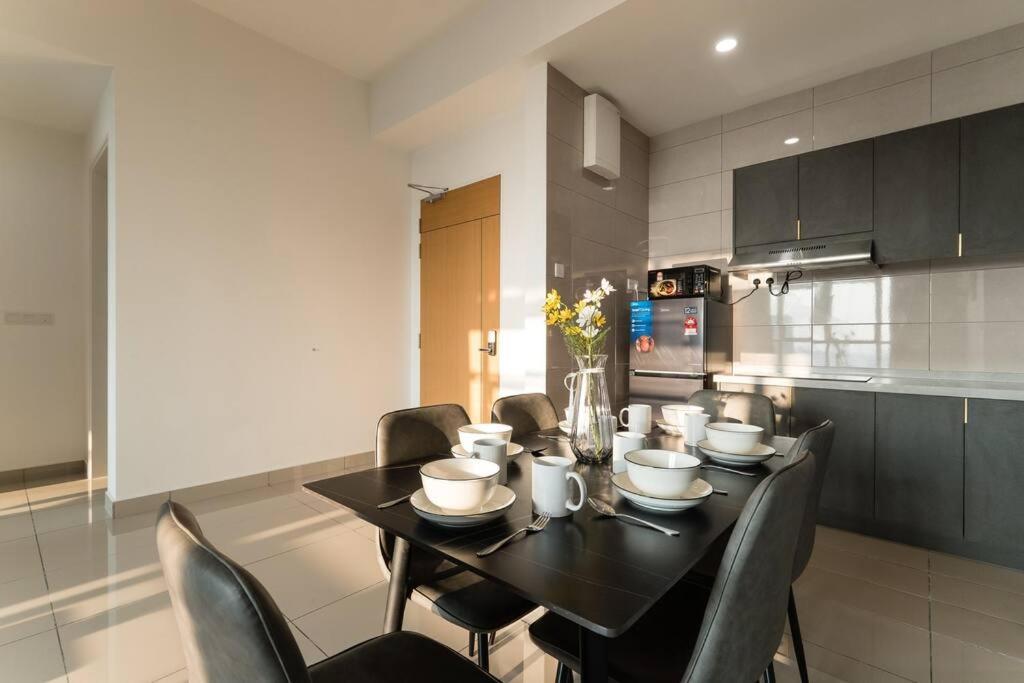 Conezion Residence Putrajaya 3Br6Pax Ioi City Mall Екстериор снимка